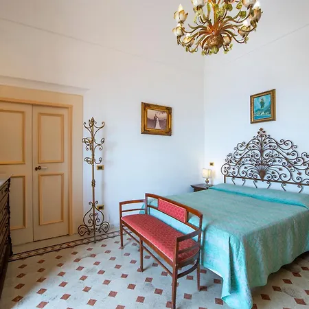 Joseph Talamo * Positano